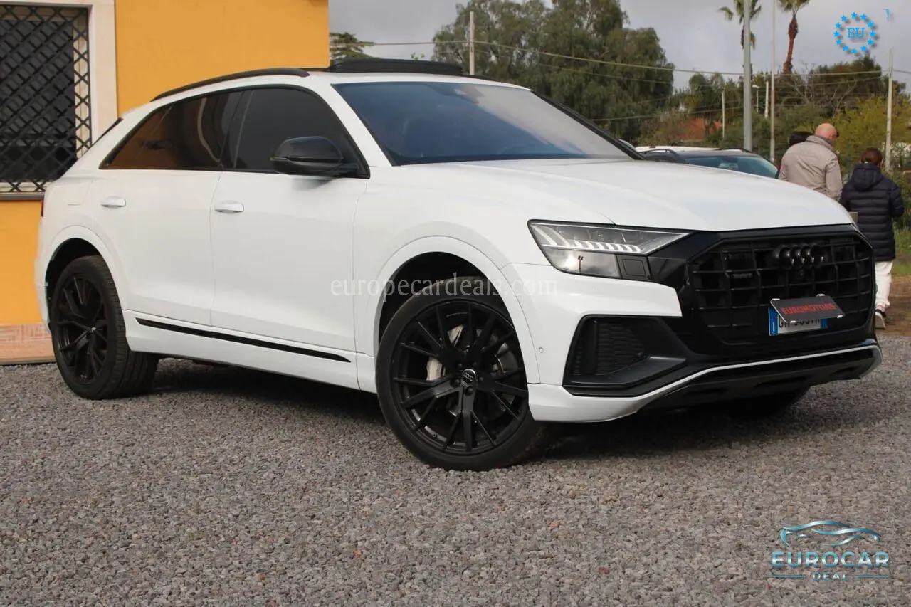 Audi Q8
