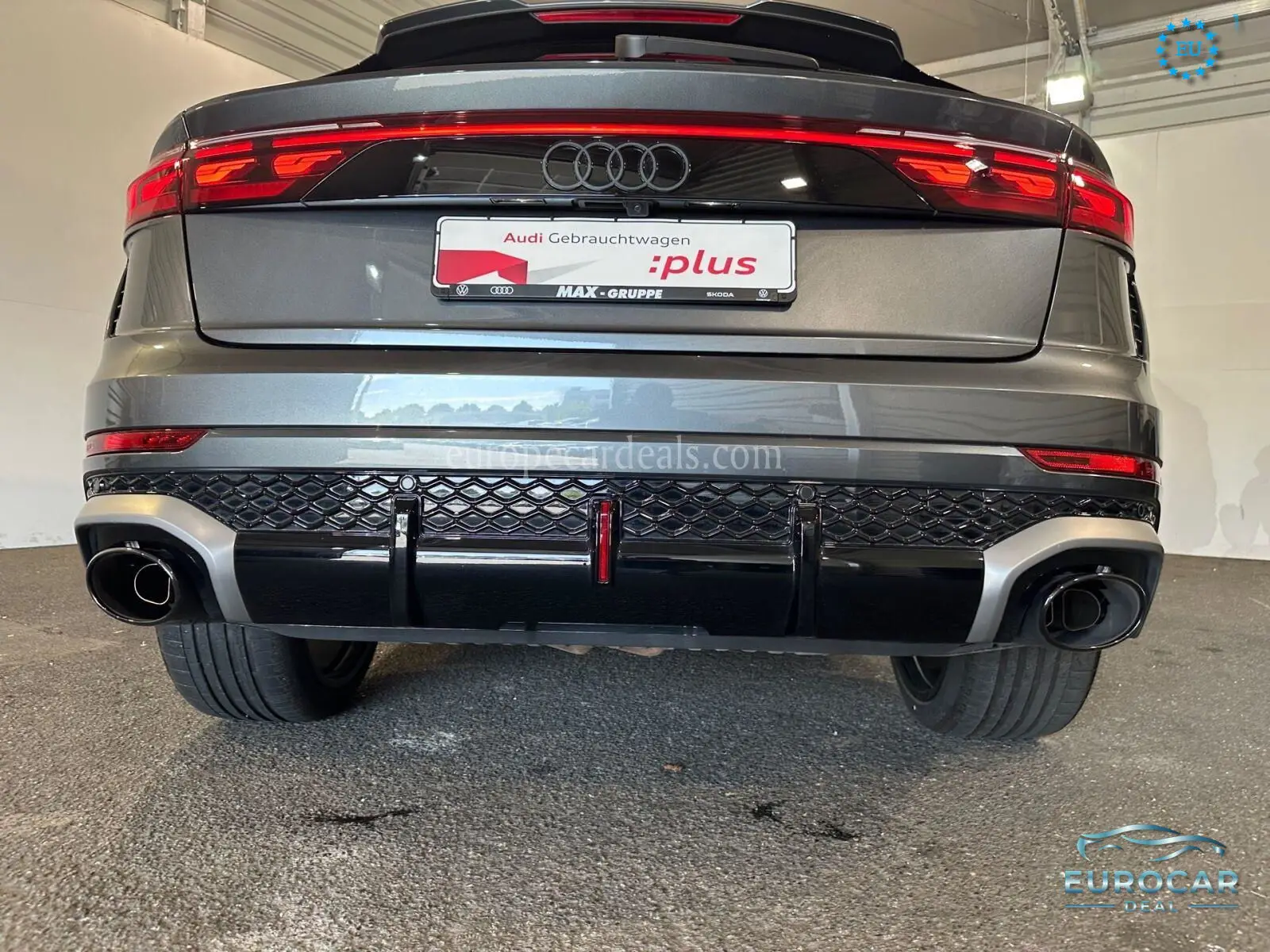 Audi RSQ8