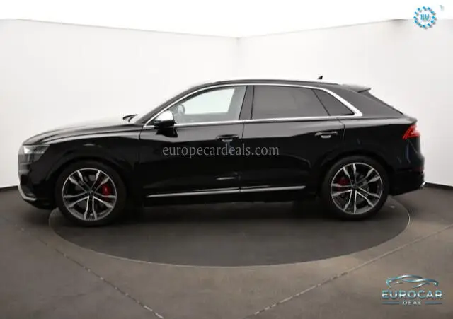 Audi SQ8