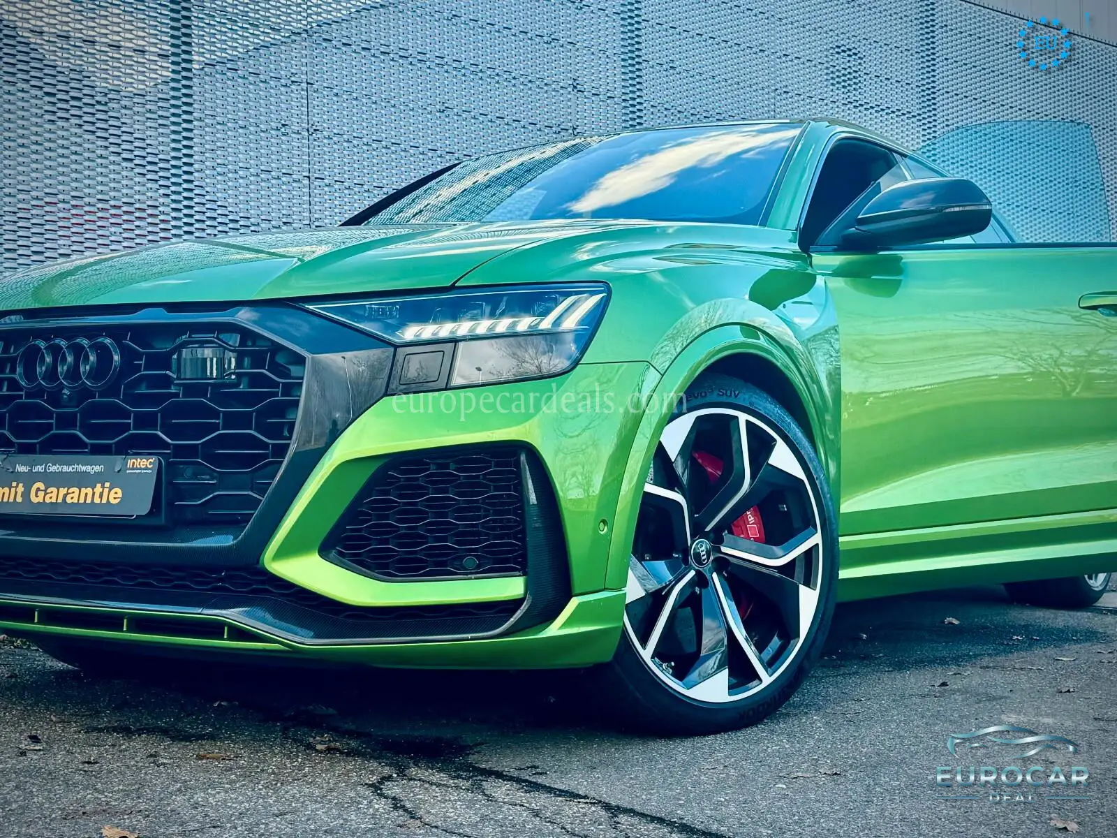 Audi RSQ8