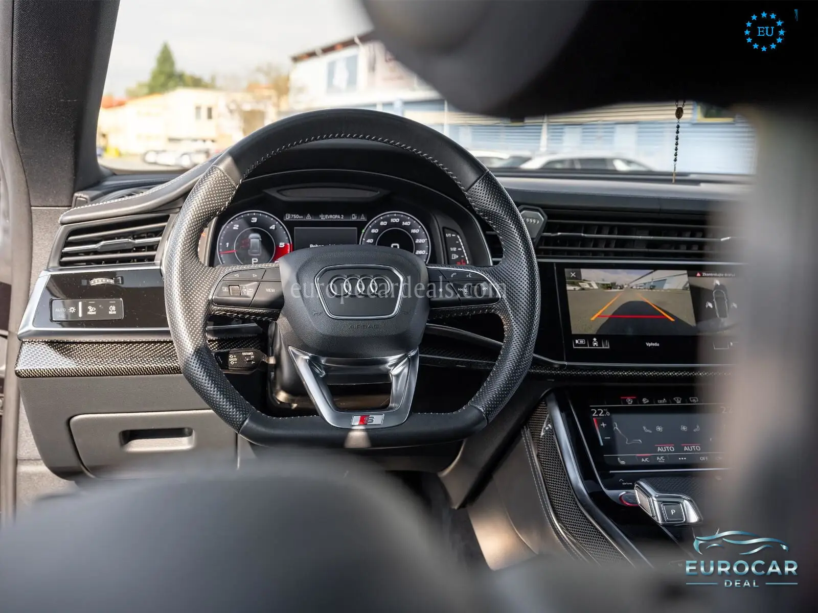 Audi SQ8