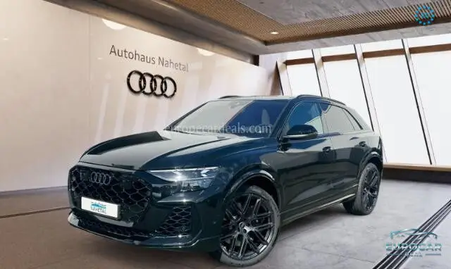 Audi RSQ8