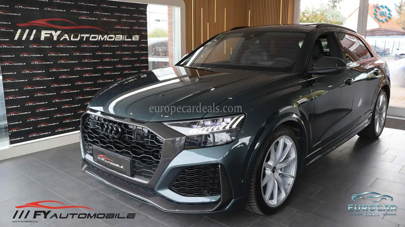Audi RSQ8