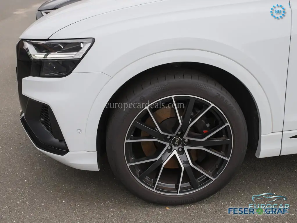 Audi SQ8