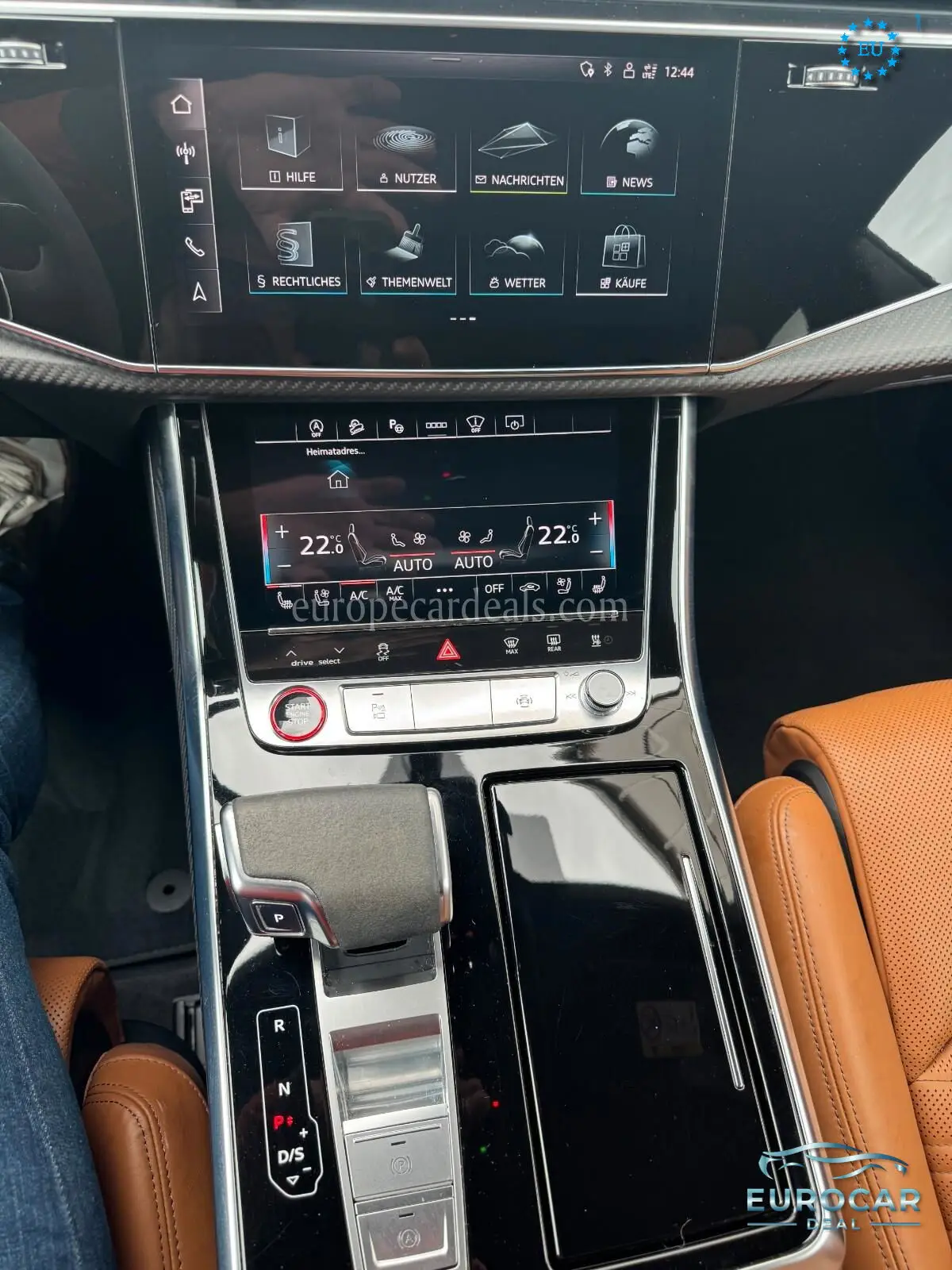 Audi RSQ8
