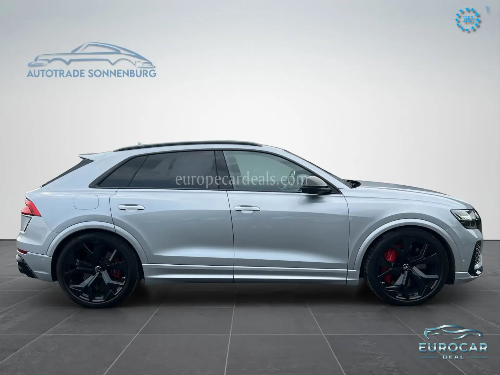 Audi RSQ8