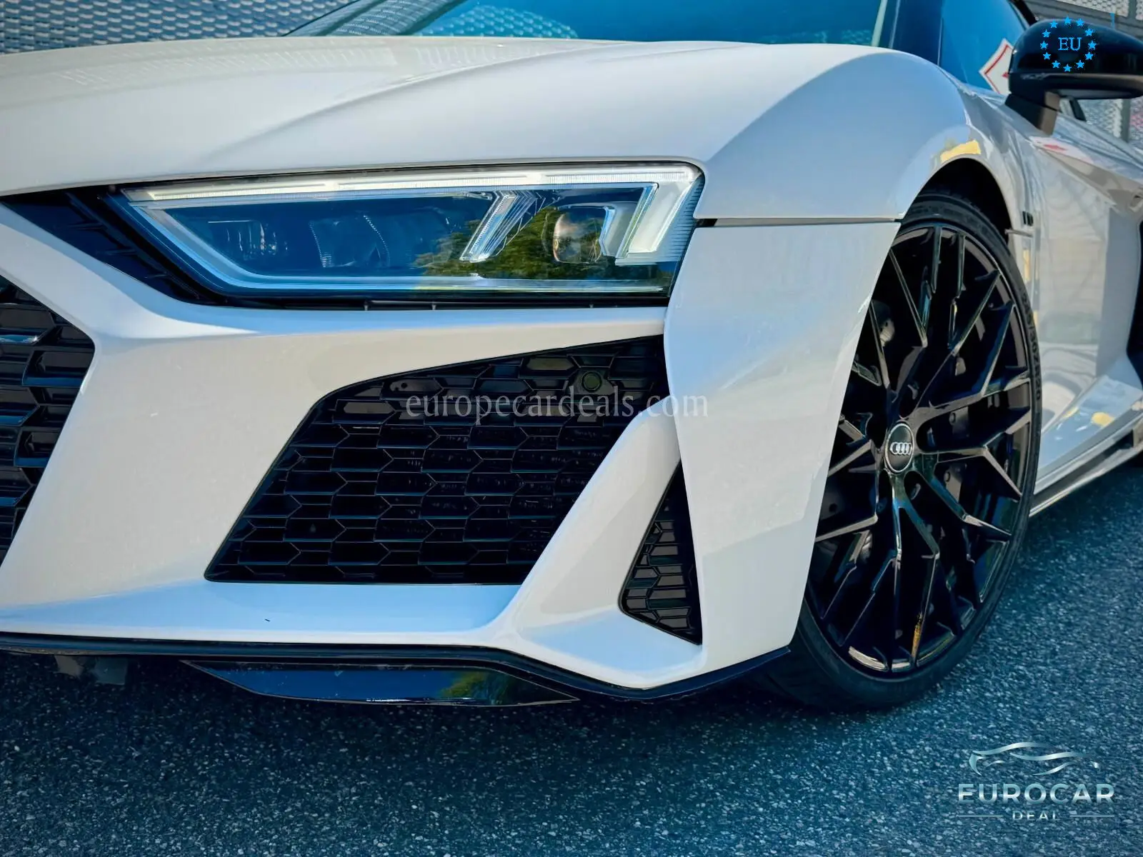 Audi R8