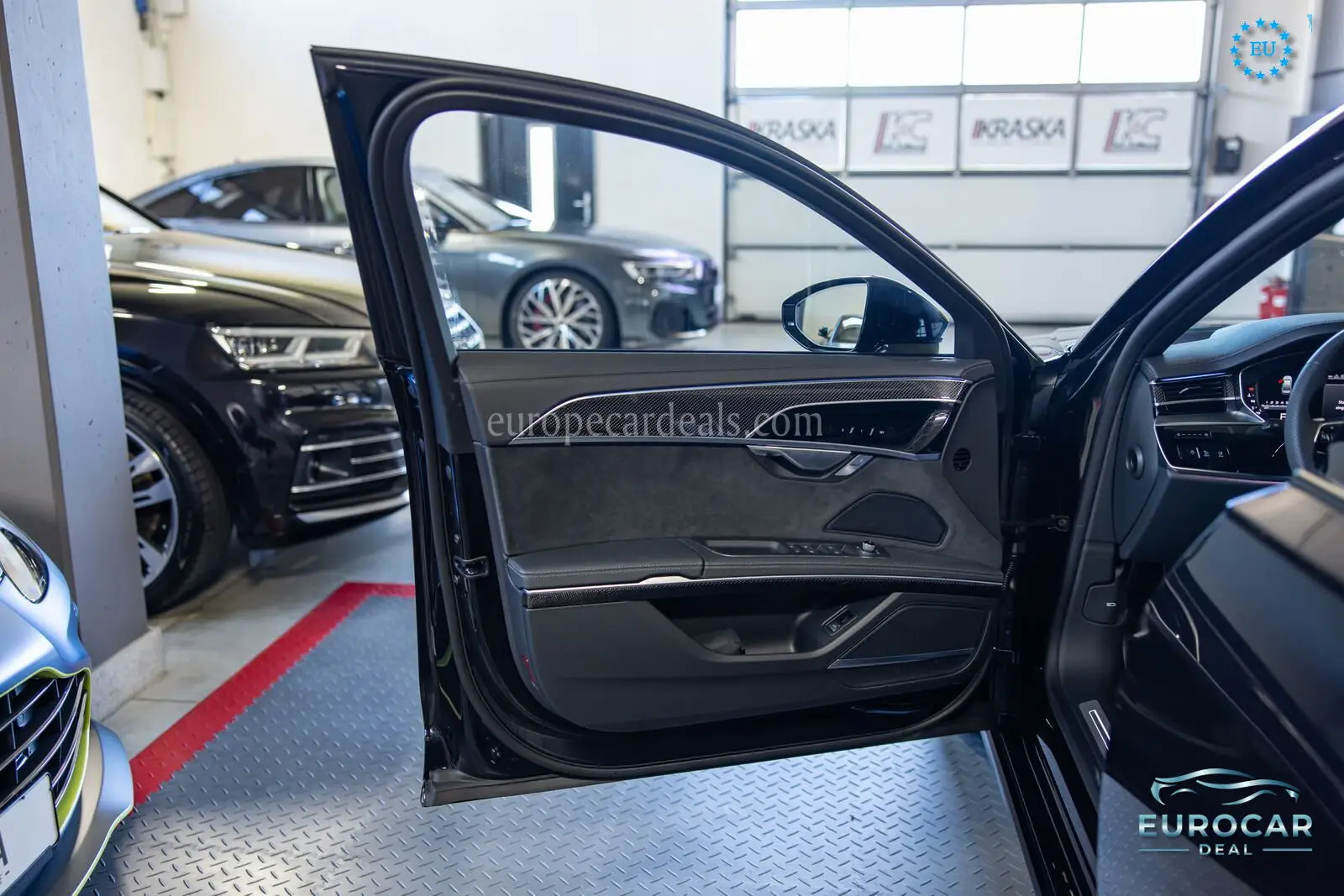 Audi S8