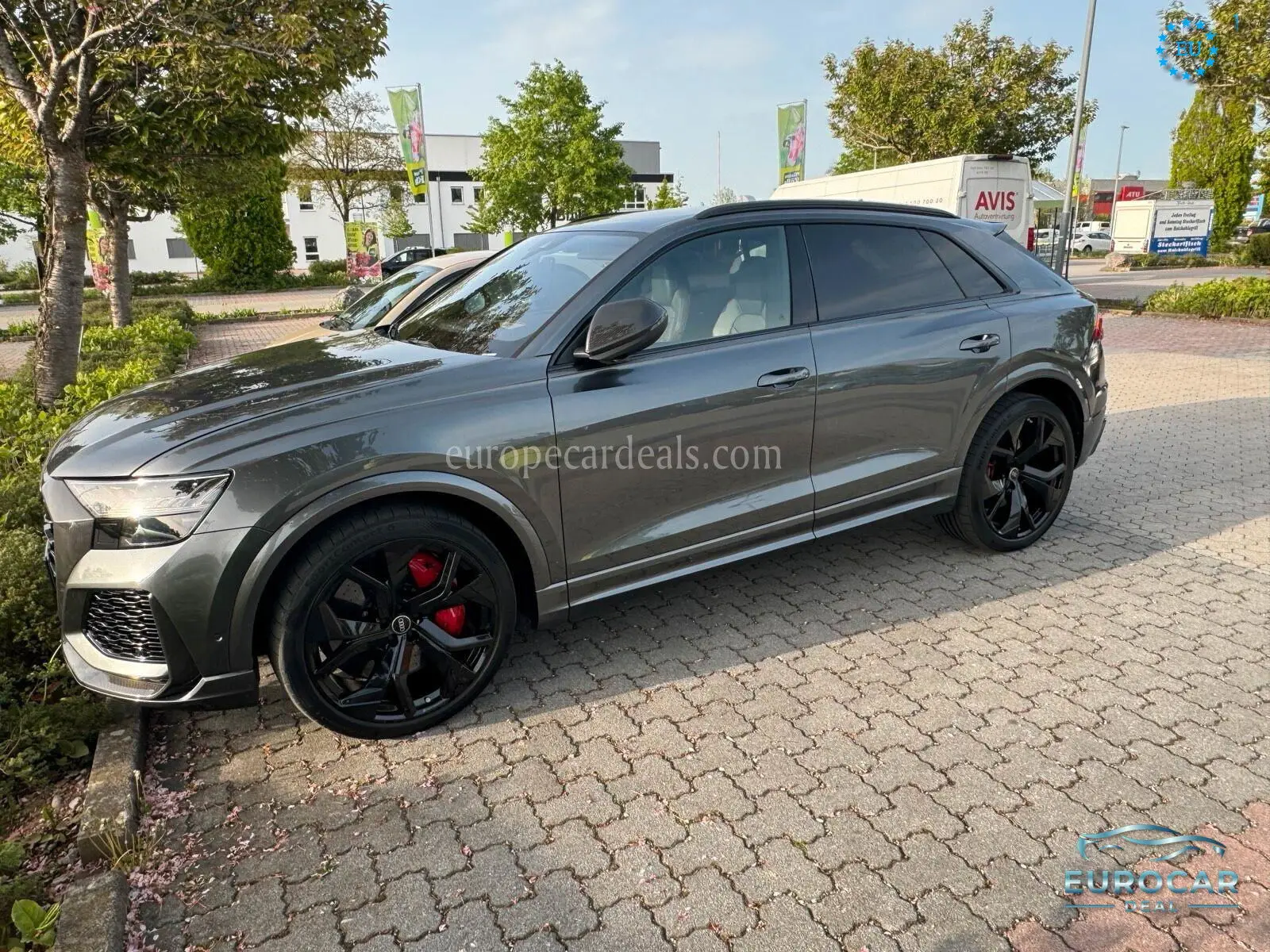 Audi RSQ8