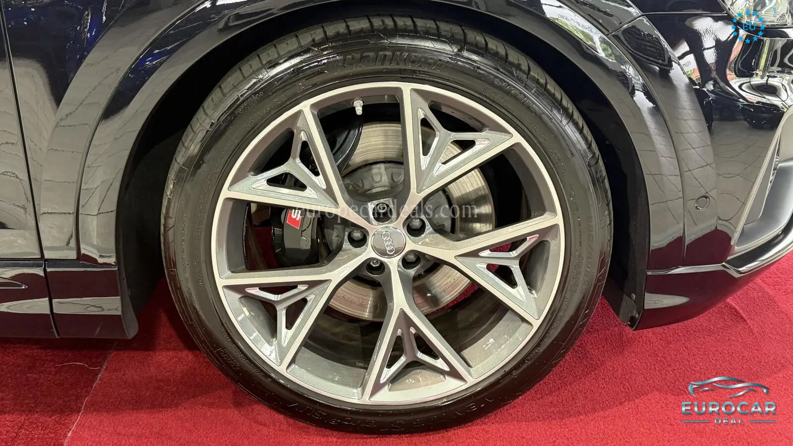 Audi SQ8