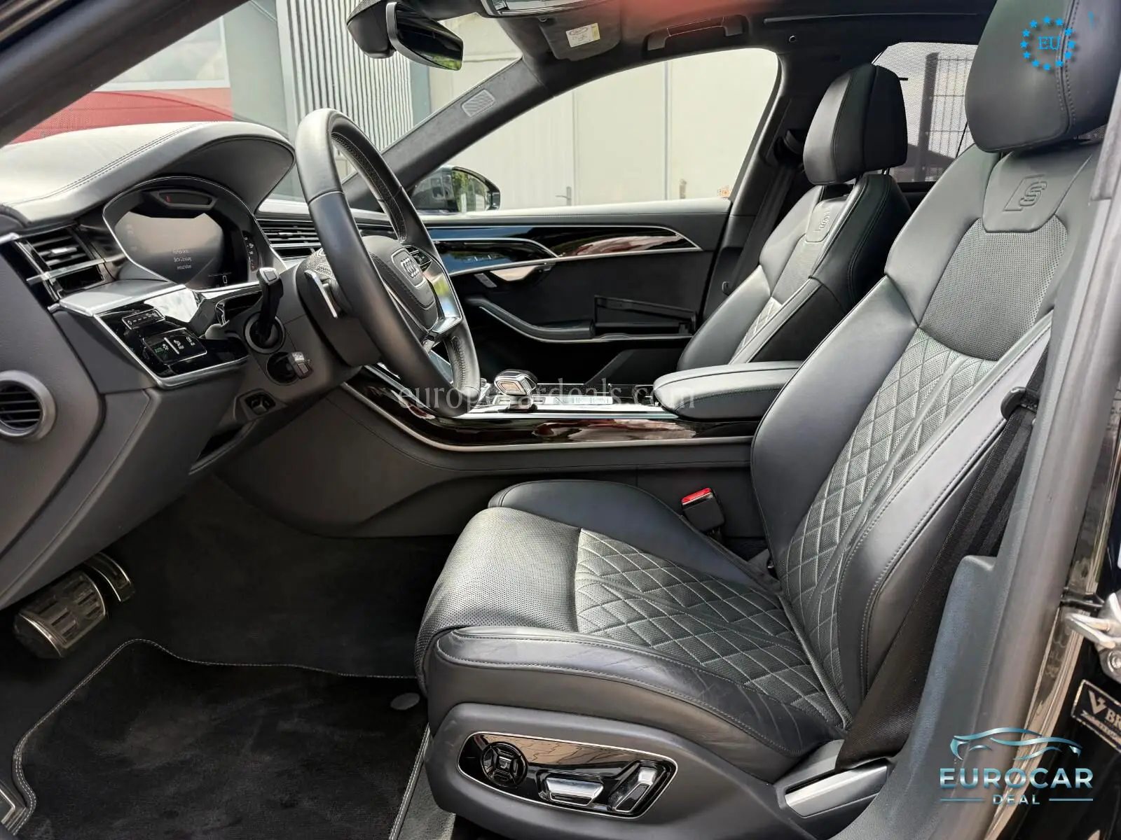 Audi S8