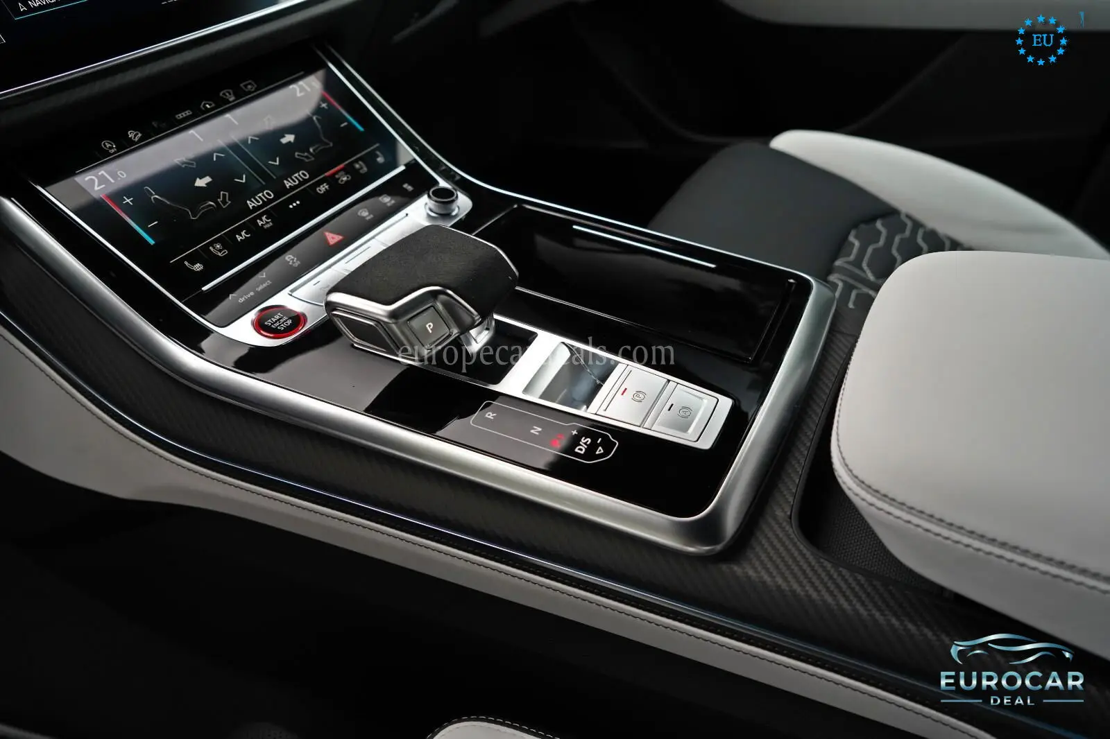 Audi RSQ8