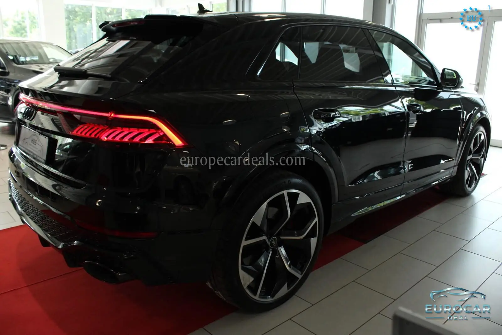 Audi RSQ8
