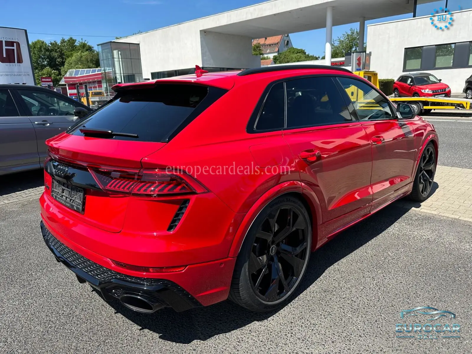 Audi RSQ8