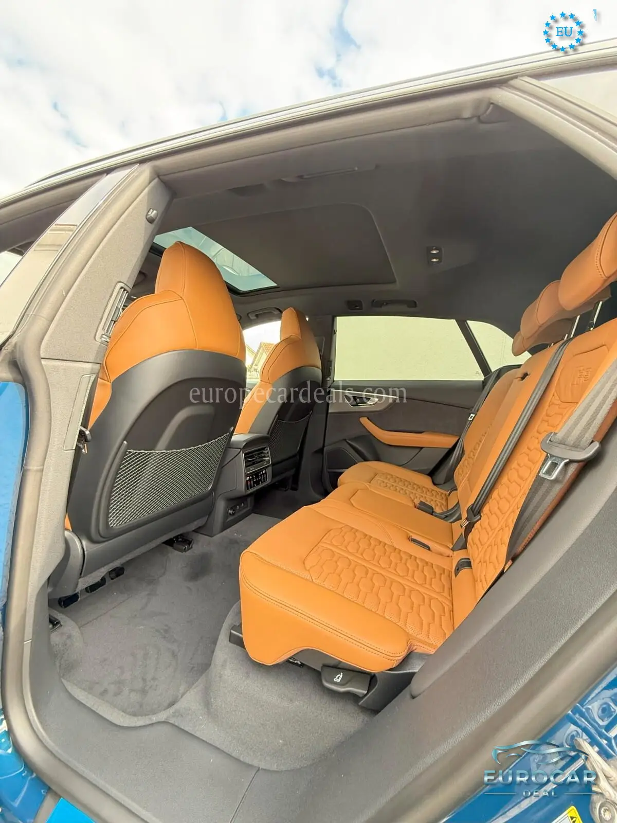 Audi RSQ8