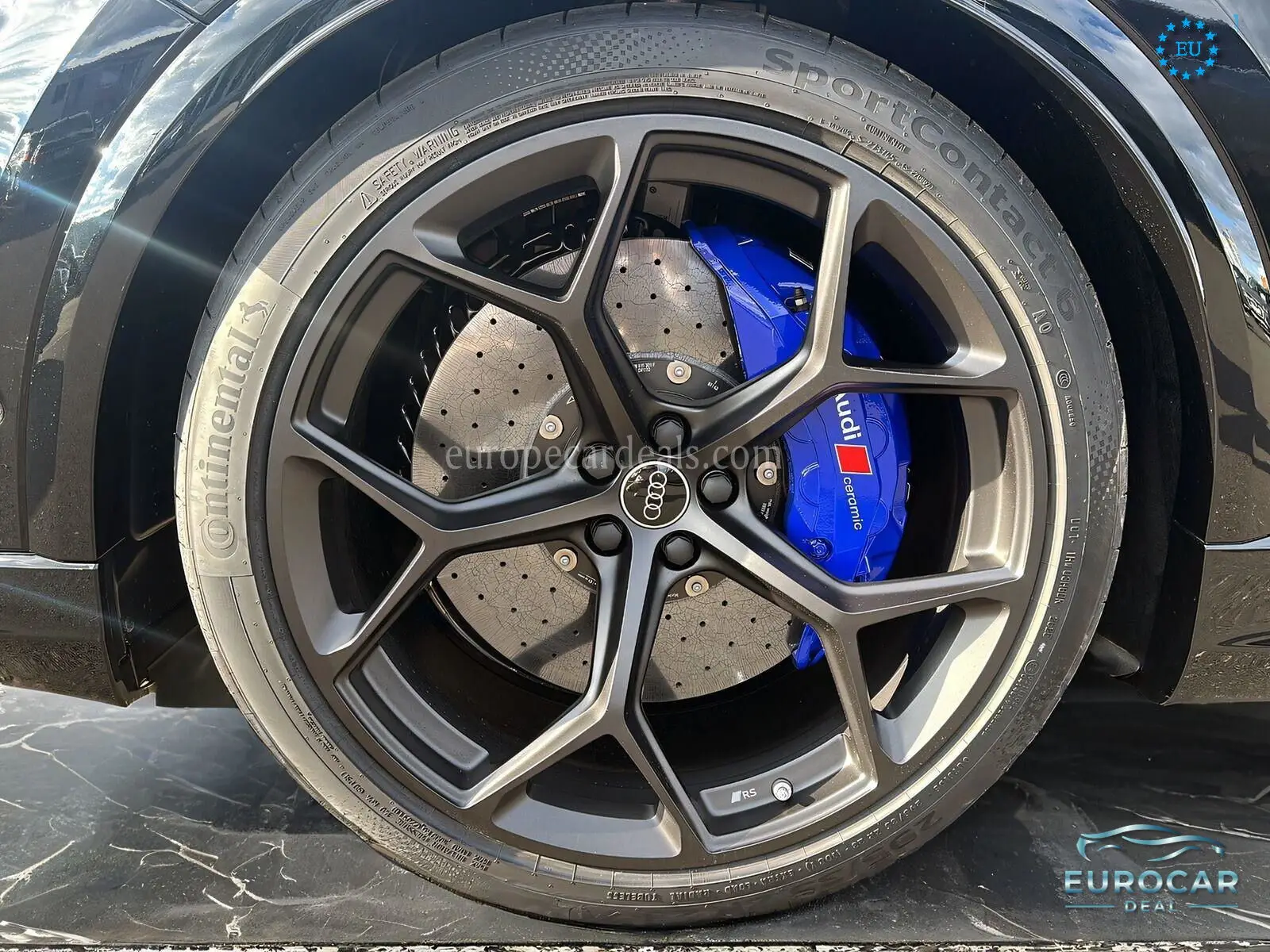 Audi RSQ8