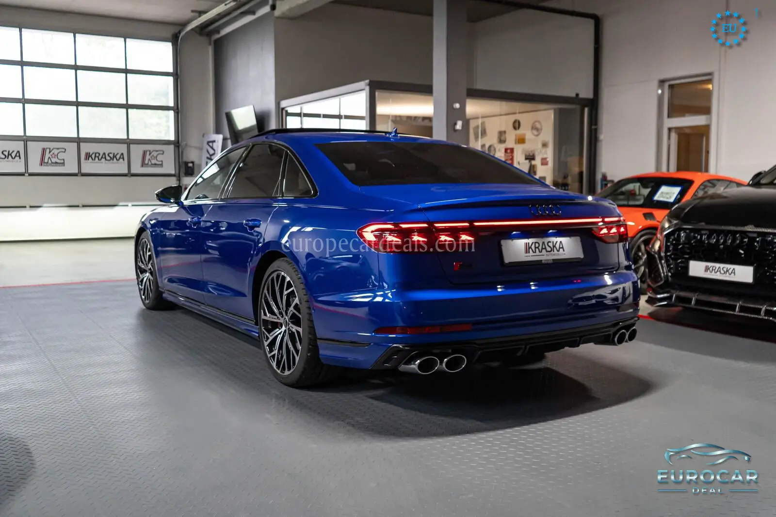 Audi S8