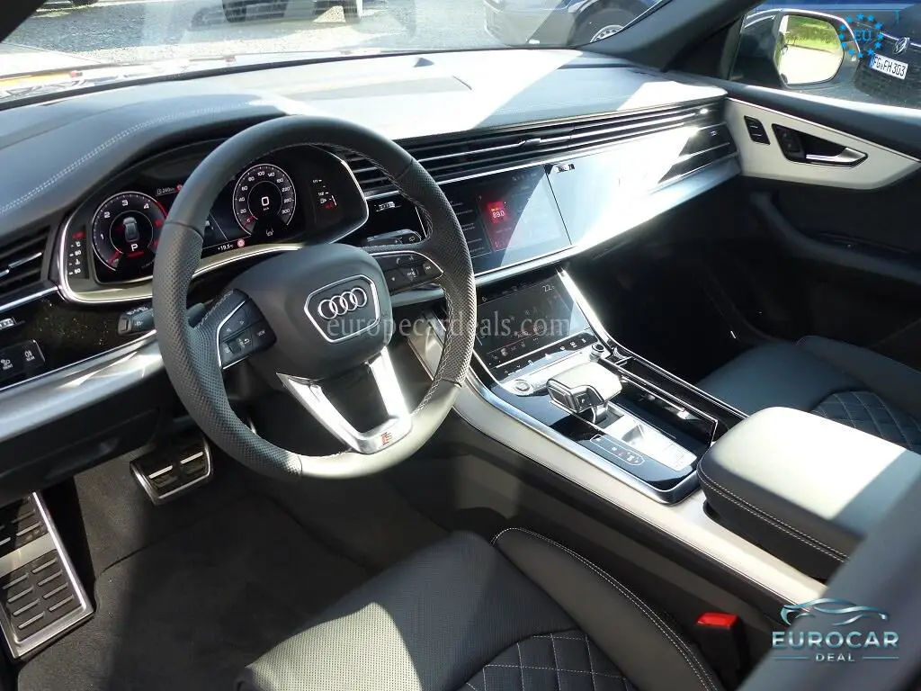 Audi Q8