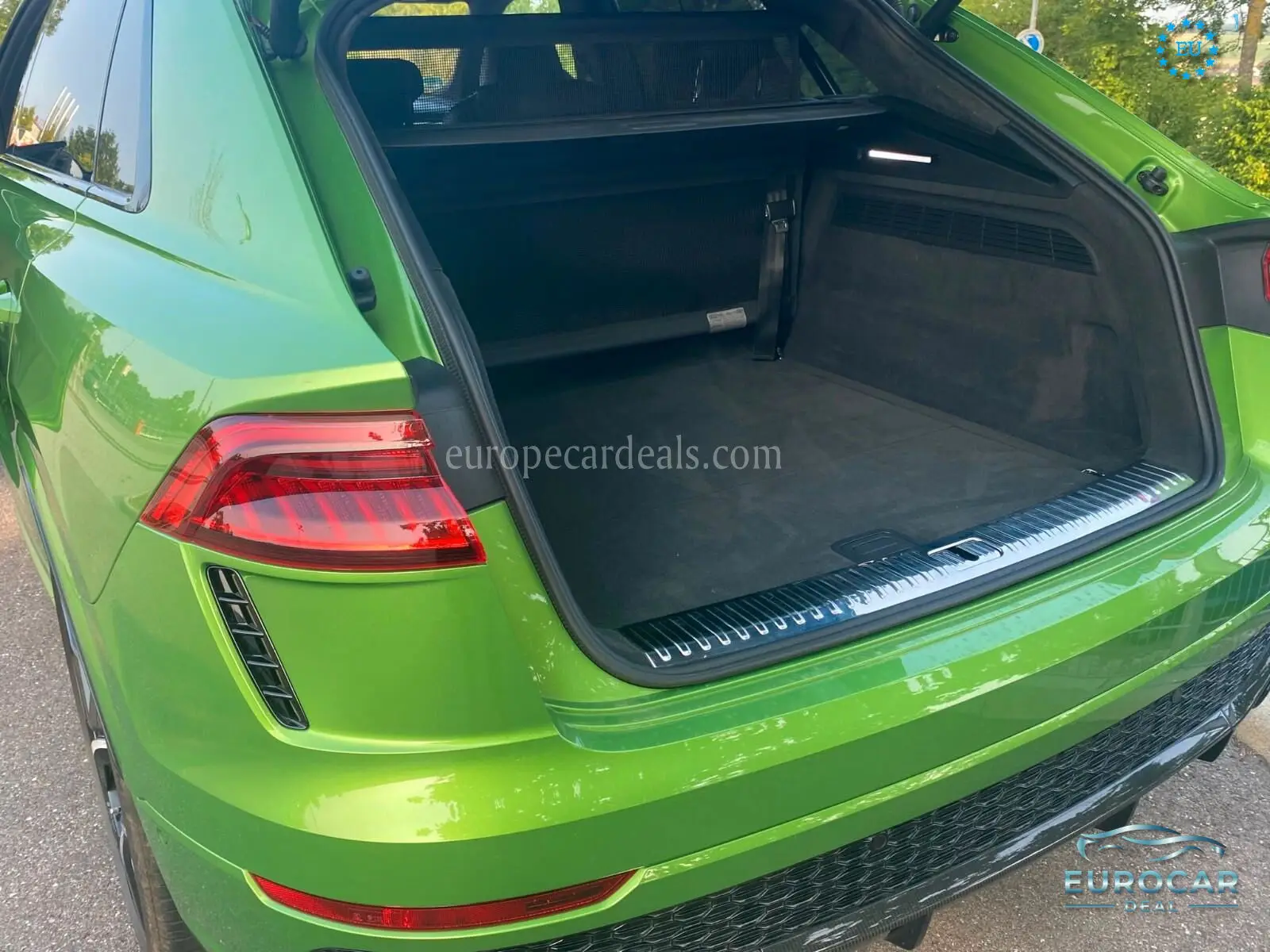 Audi RSQ8