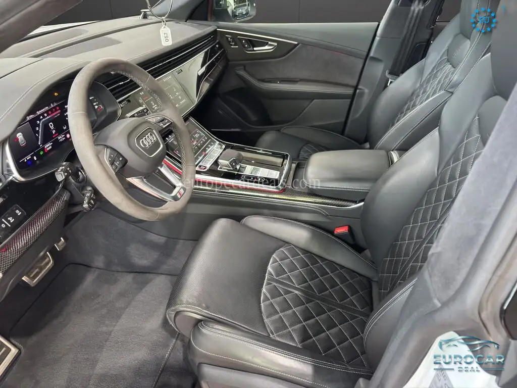 Audi SQ8