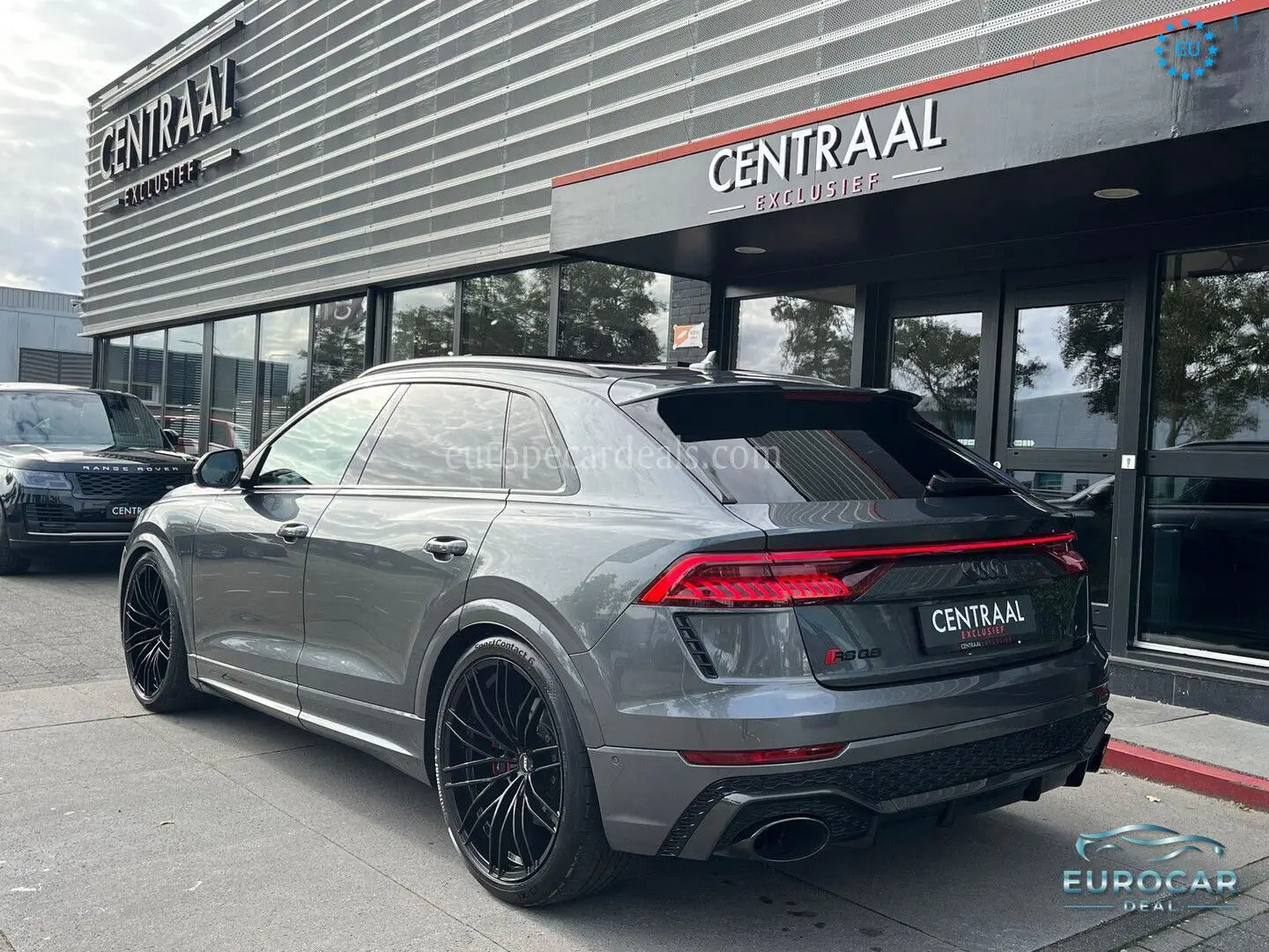 Audi RSQ8