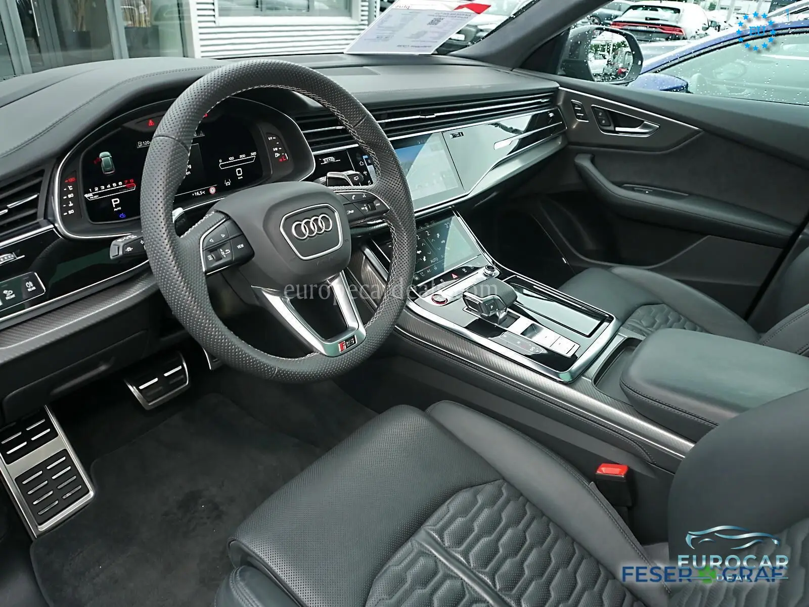 Audi RSQ8