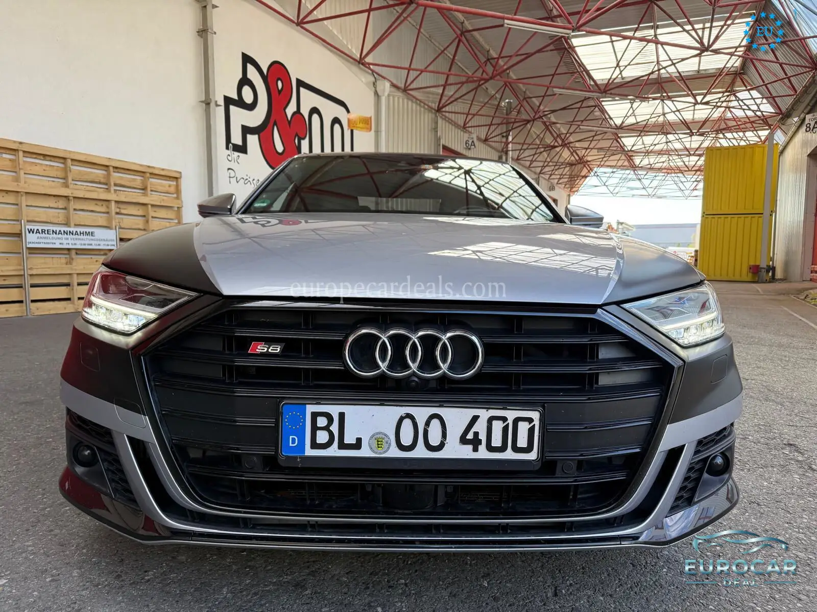Audi S8