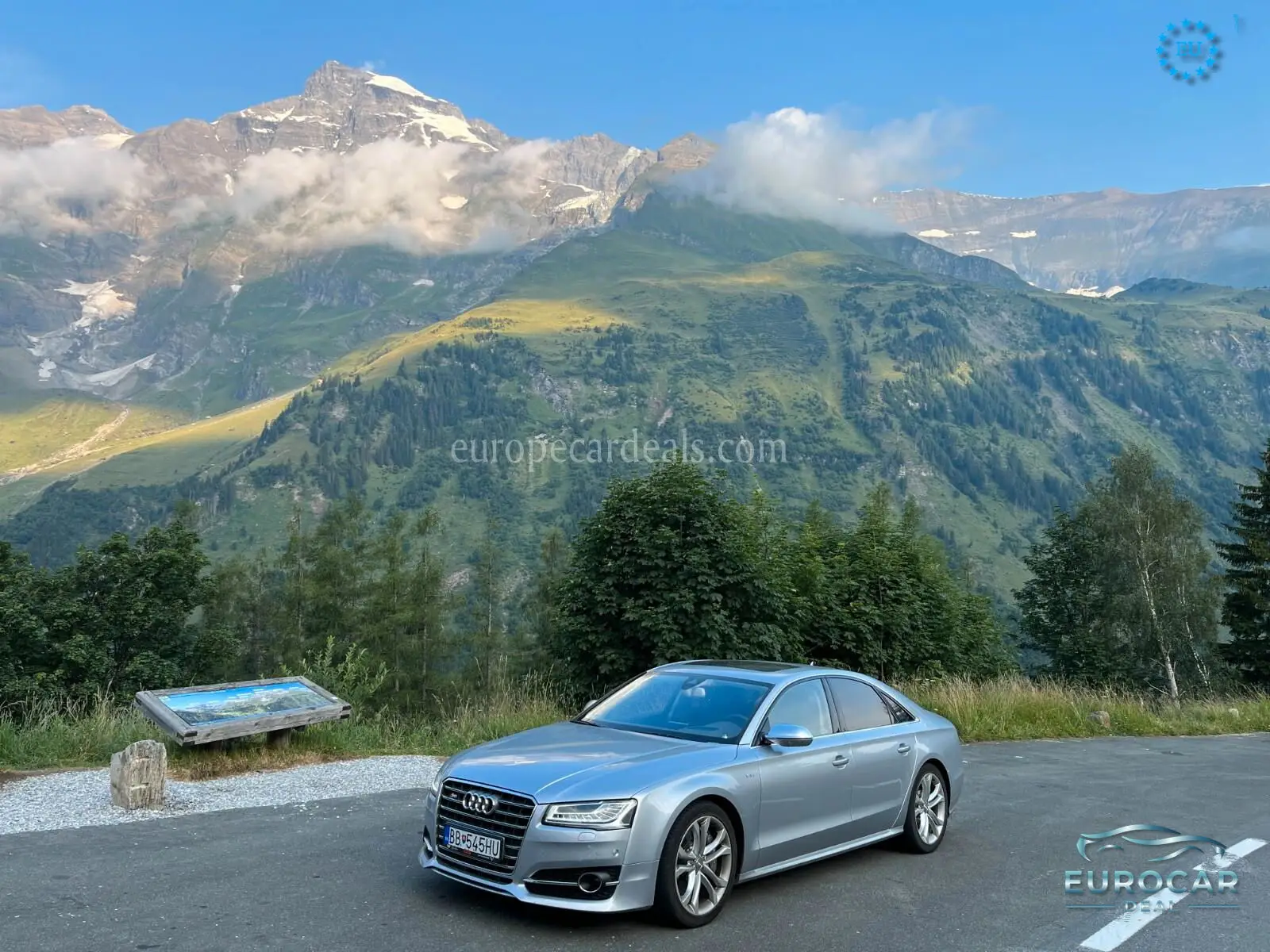 Audi S8