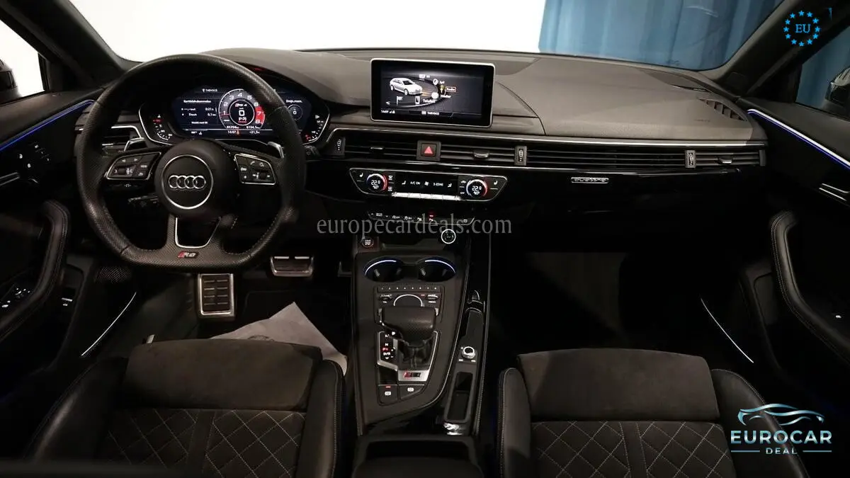 Audi RS4