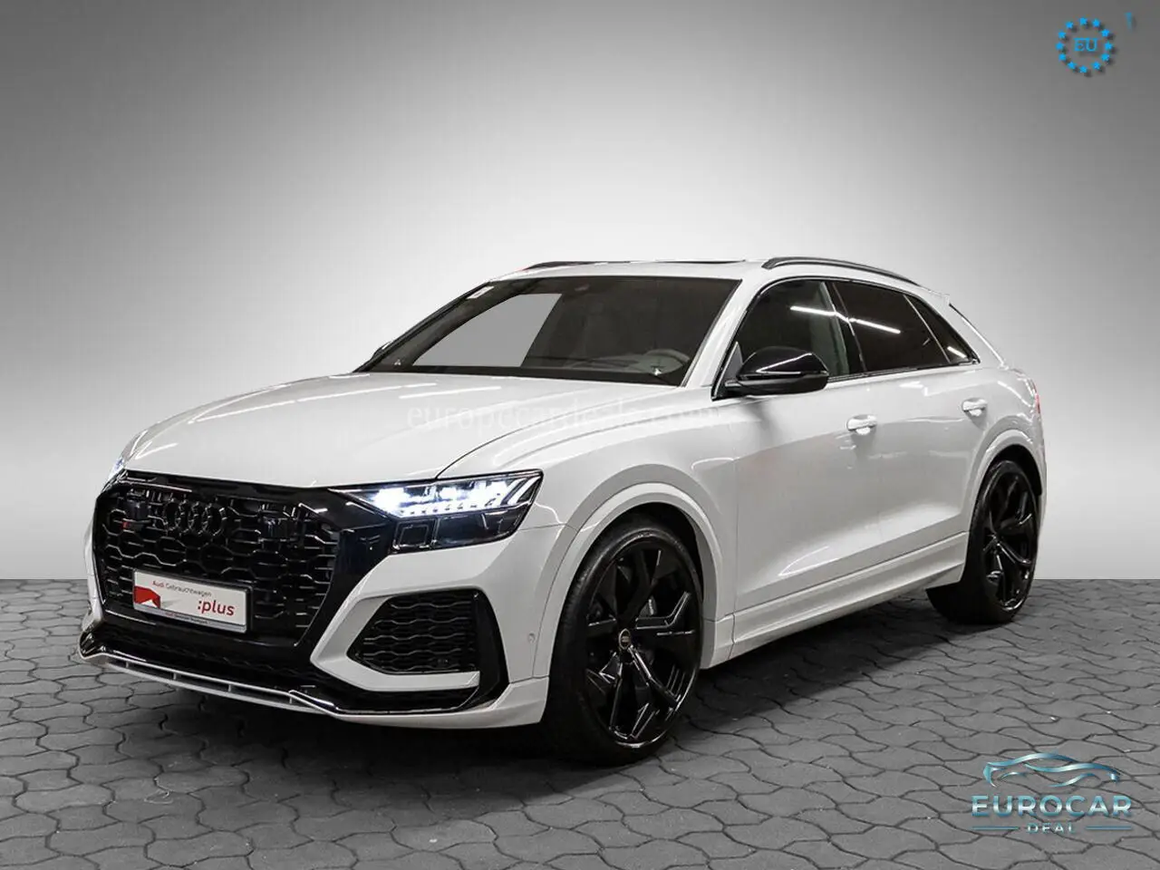 Audi RSQ8