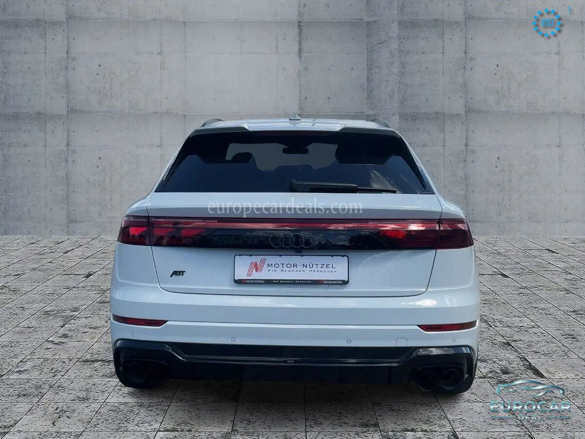 Audi SQ8