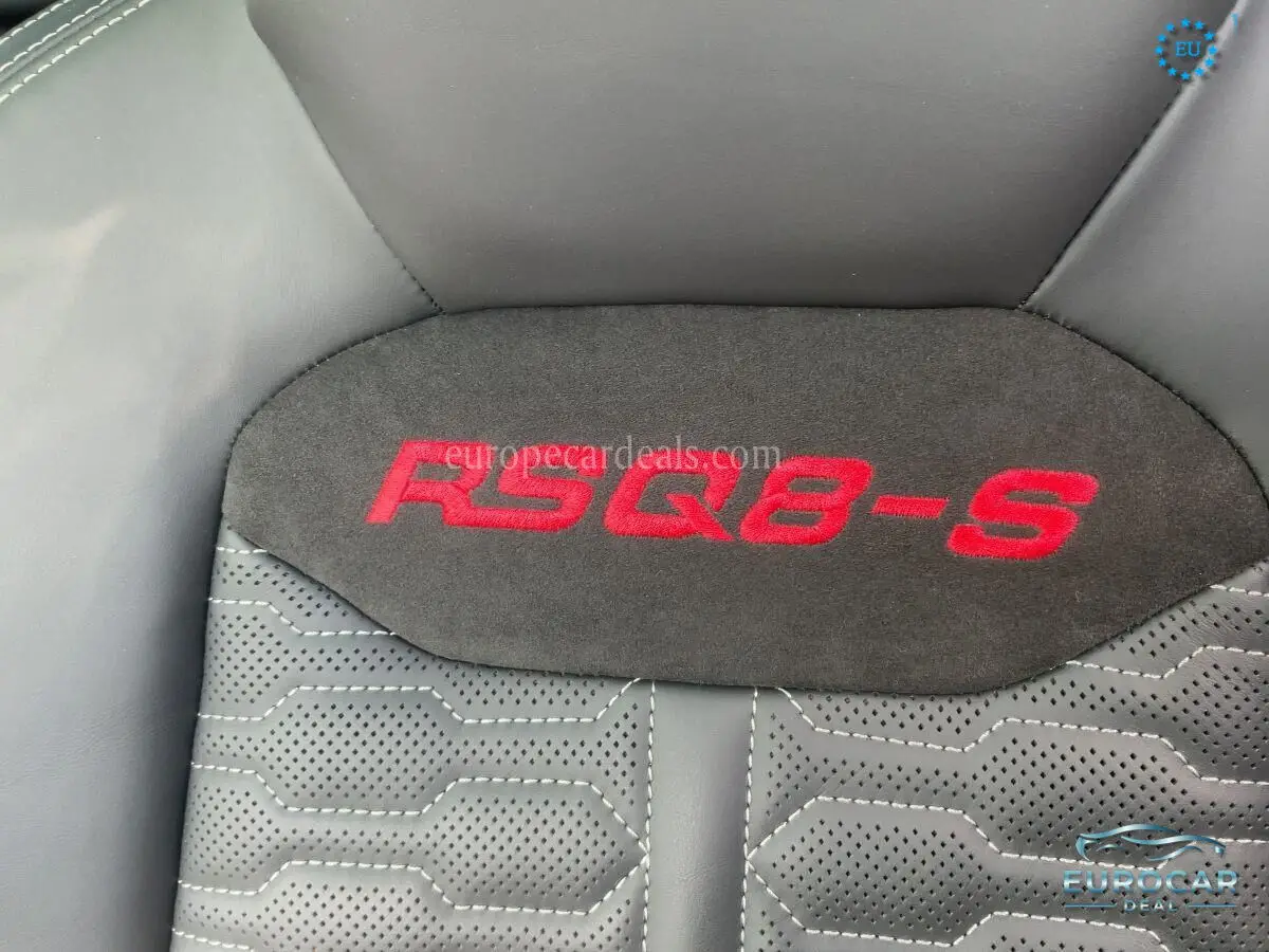 Audi RSQ8