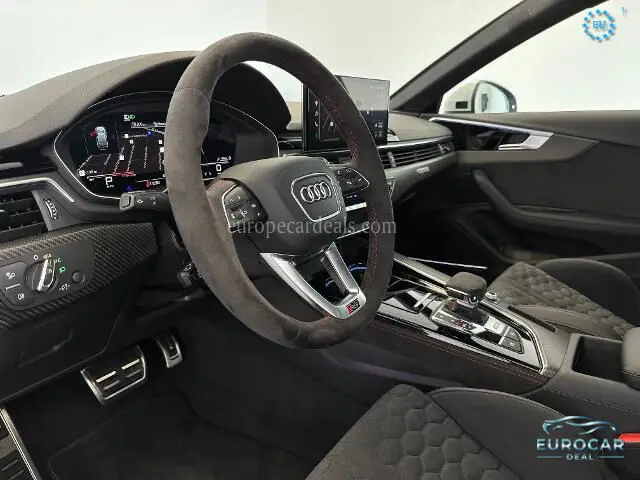 Audi RS4