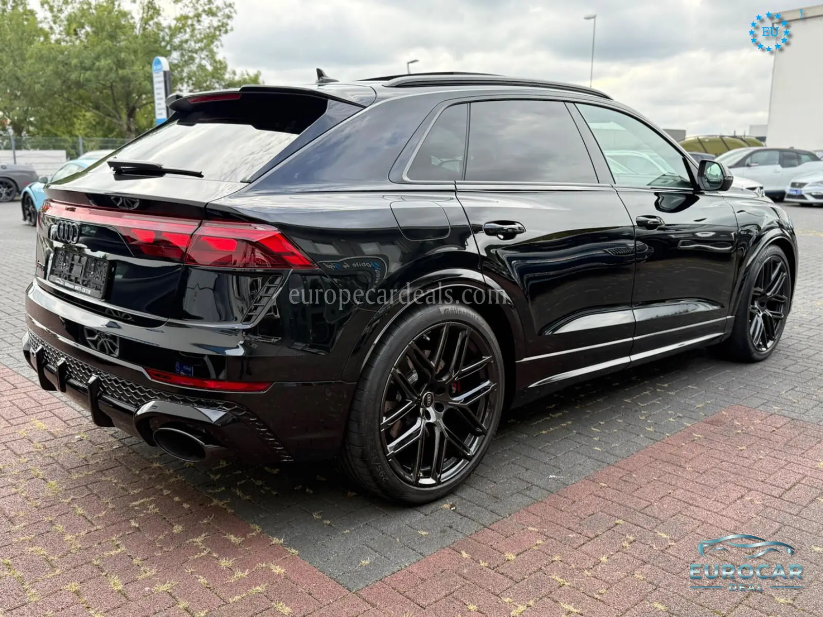 Audi RSQ8