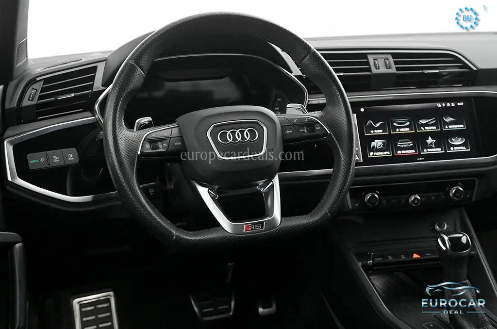 Audi RSQ3