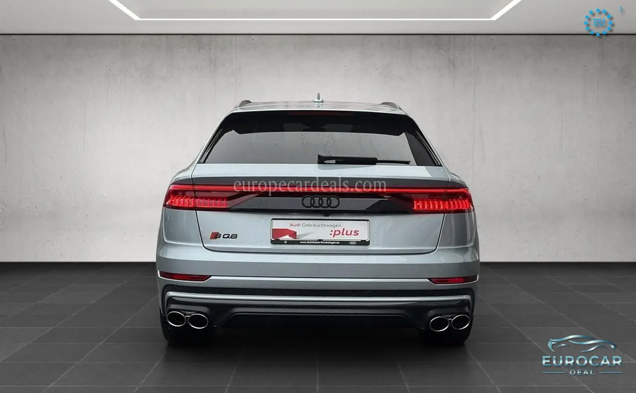 Audi SQ8