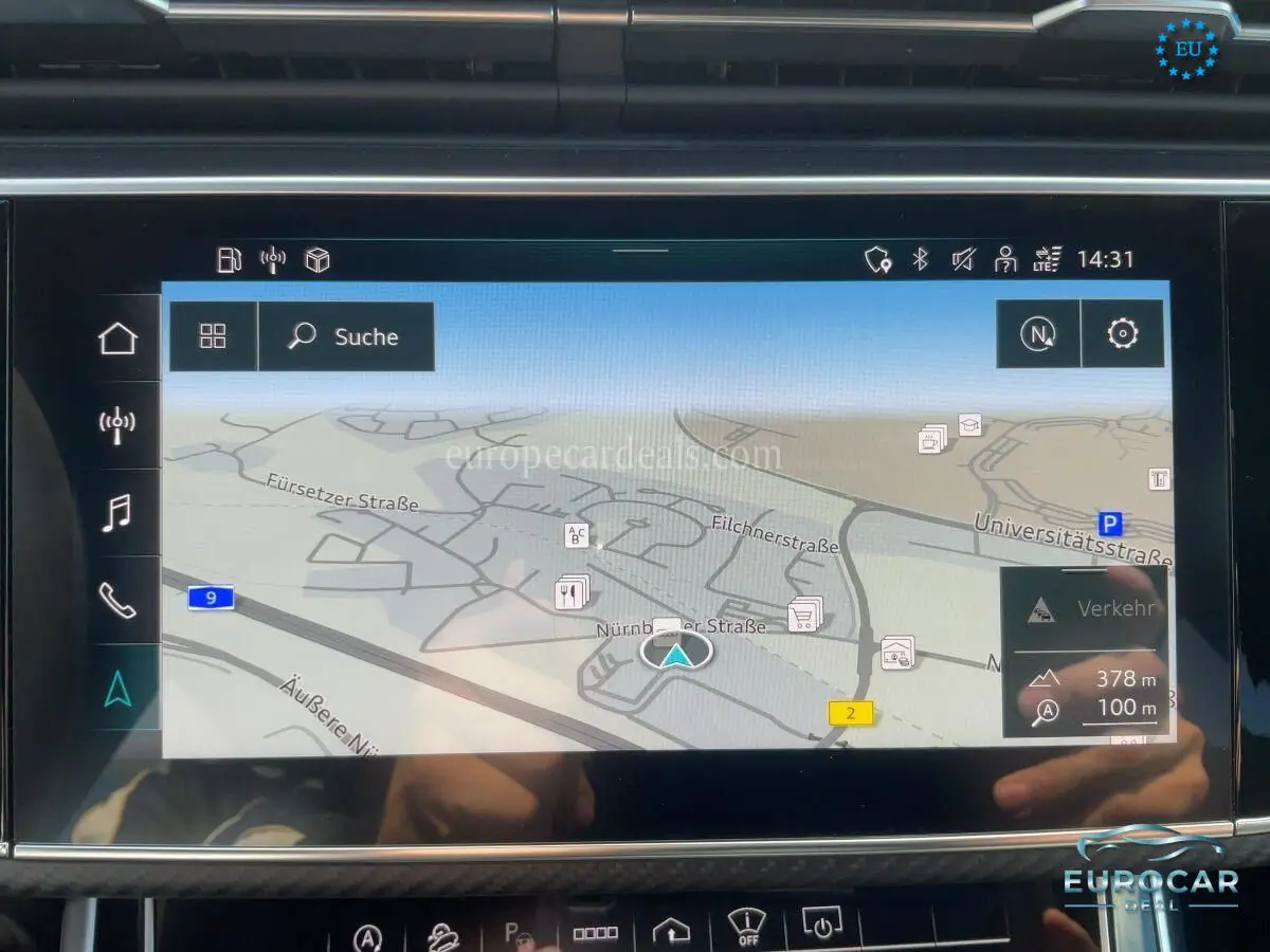 Audi RSQ8