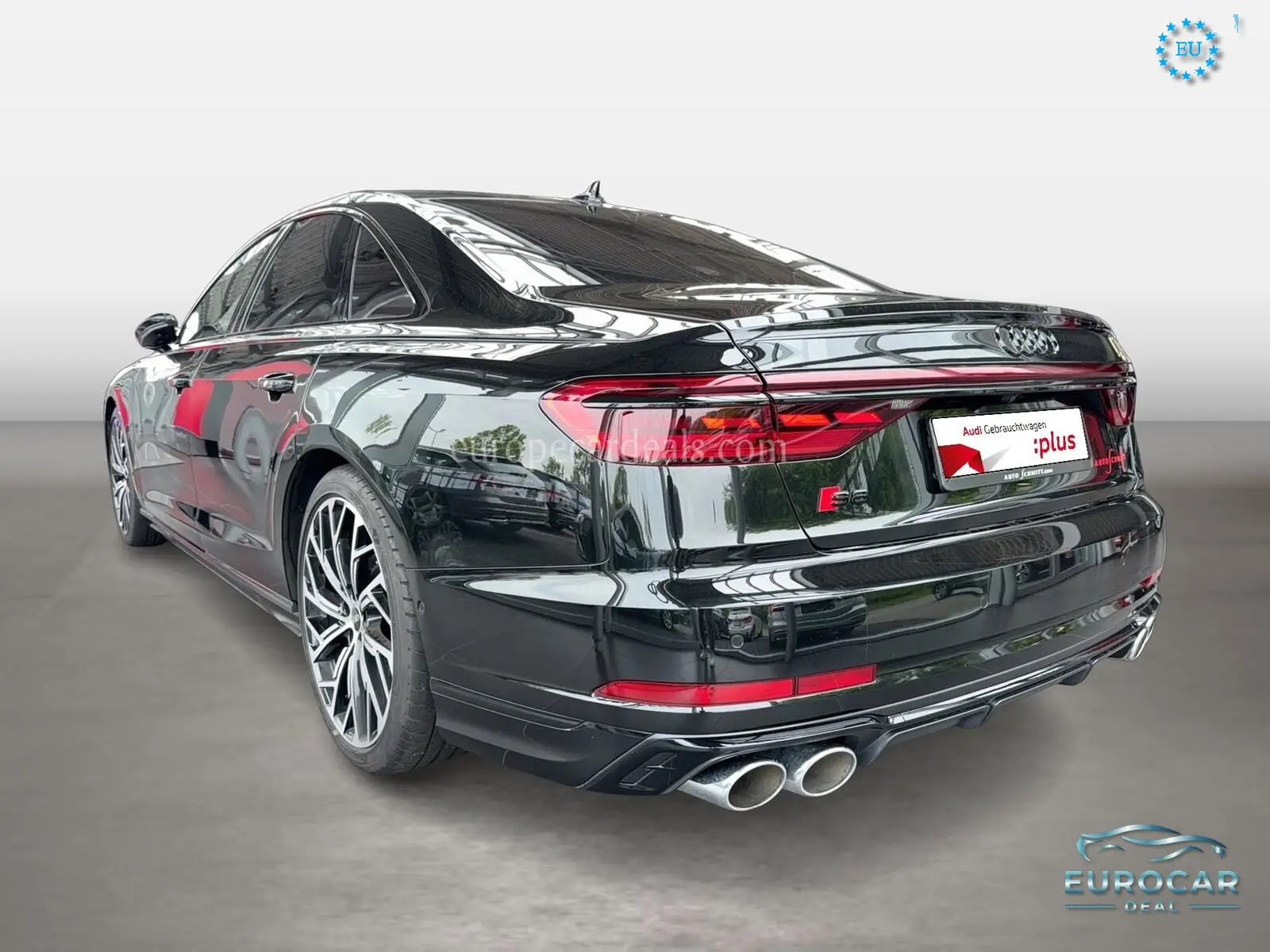 Audi S8