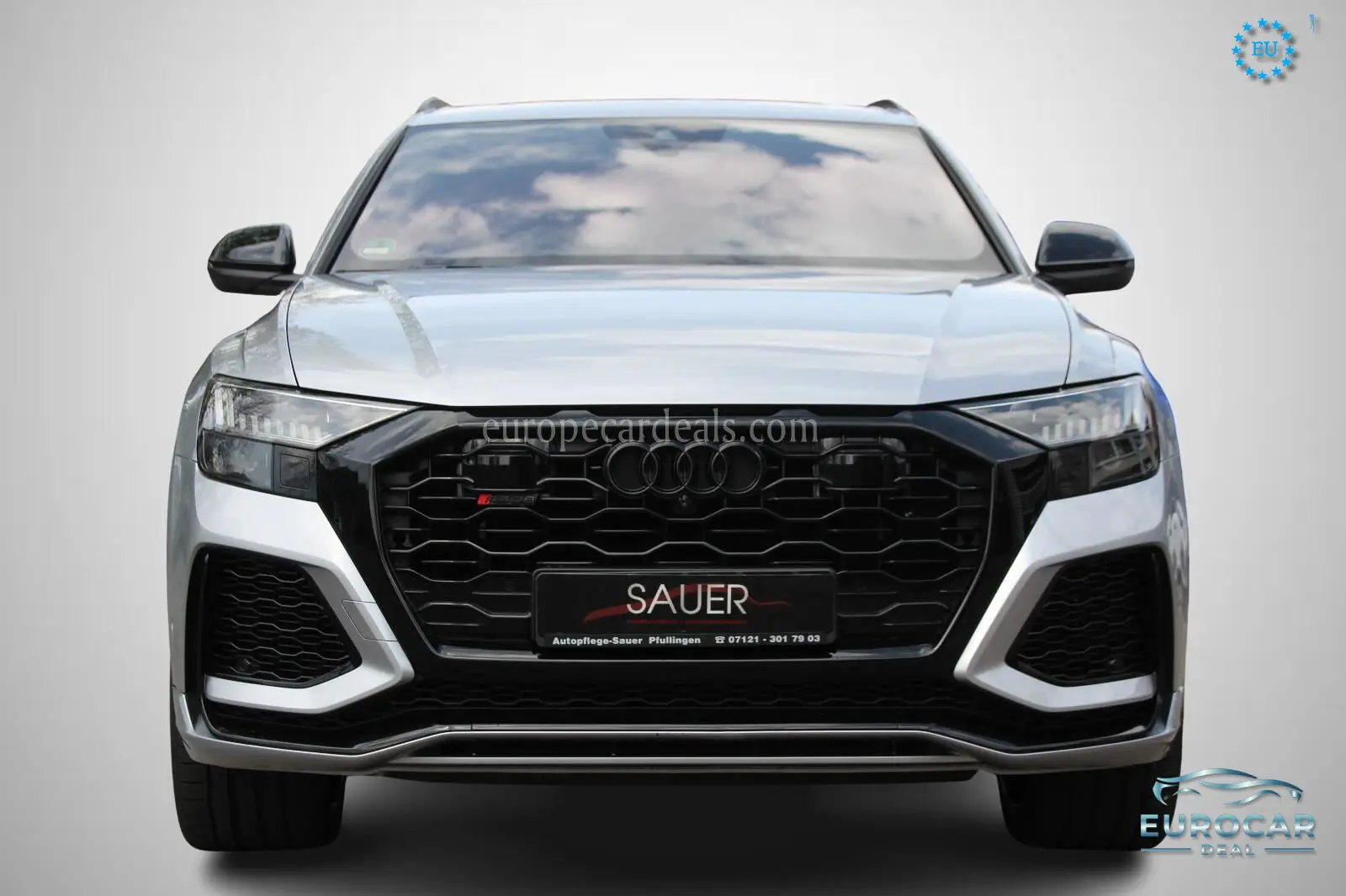 Audi RSQ8