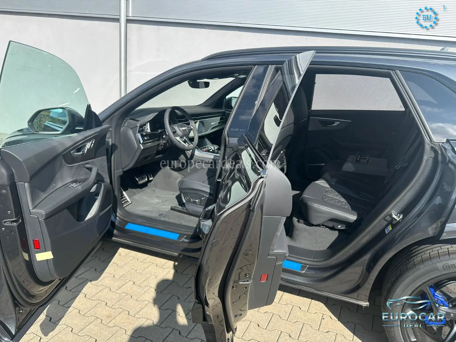 Audi RSQ8