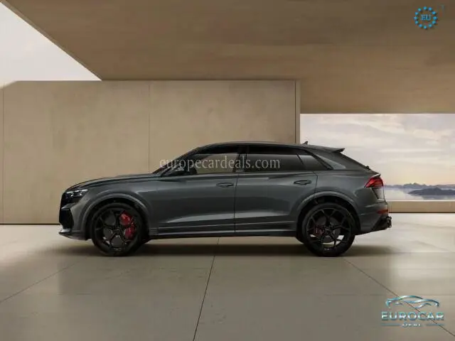 Audi RSQ8