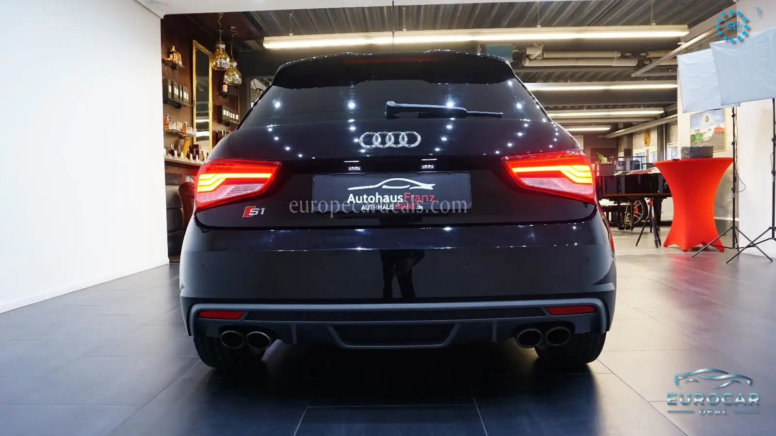 Audi S1