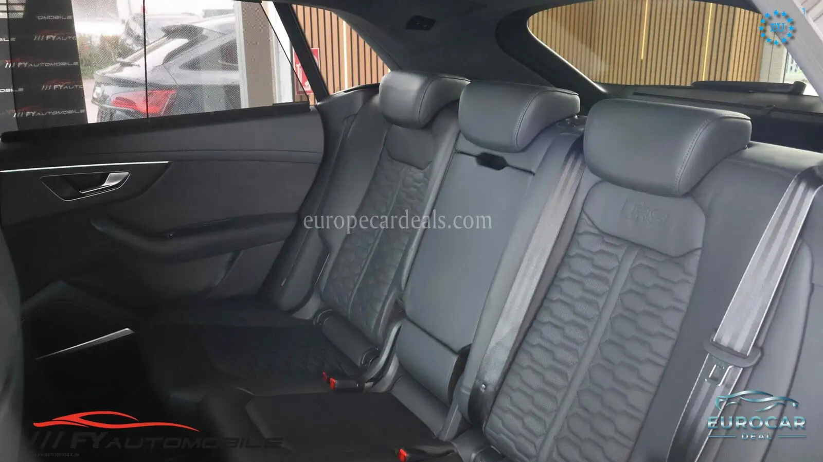 Audi RSQ8