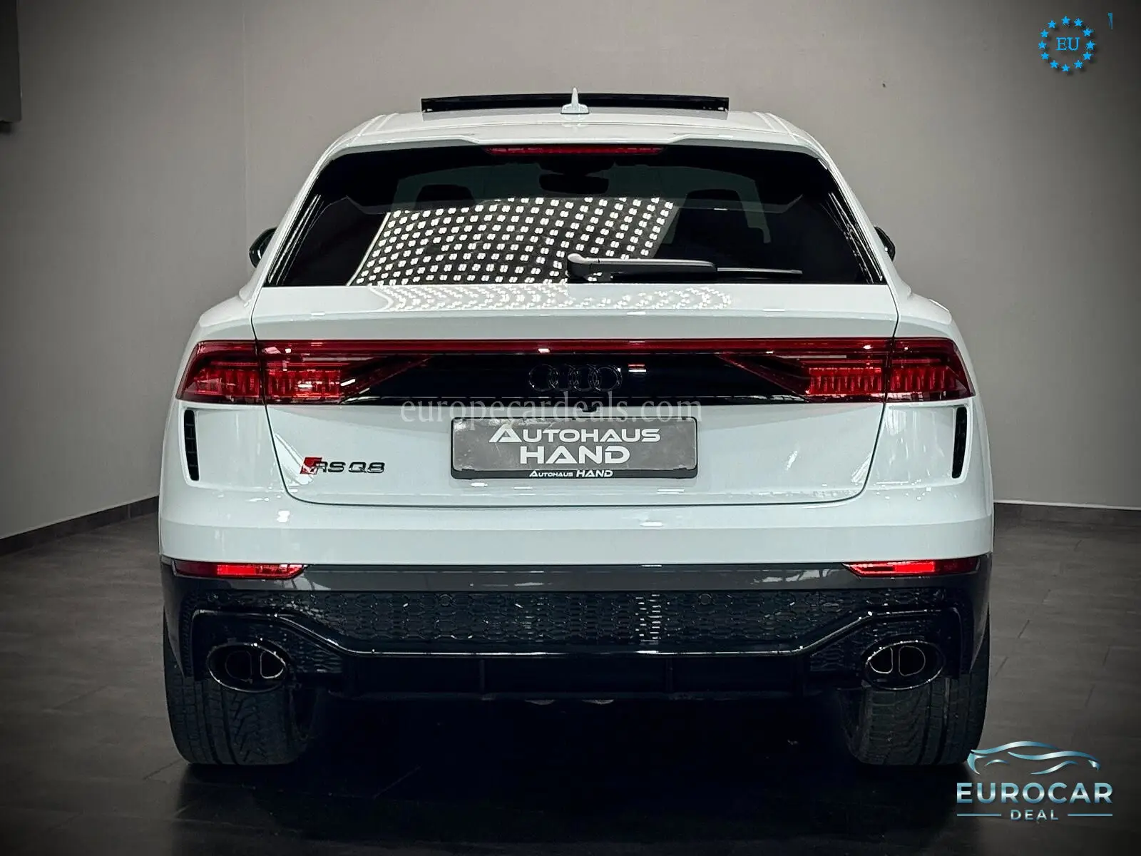 Audi RSQ8
