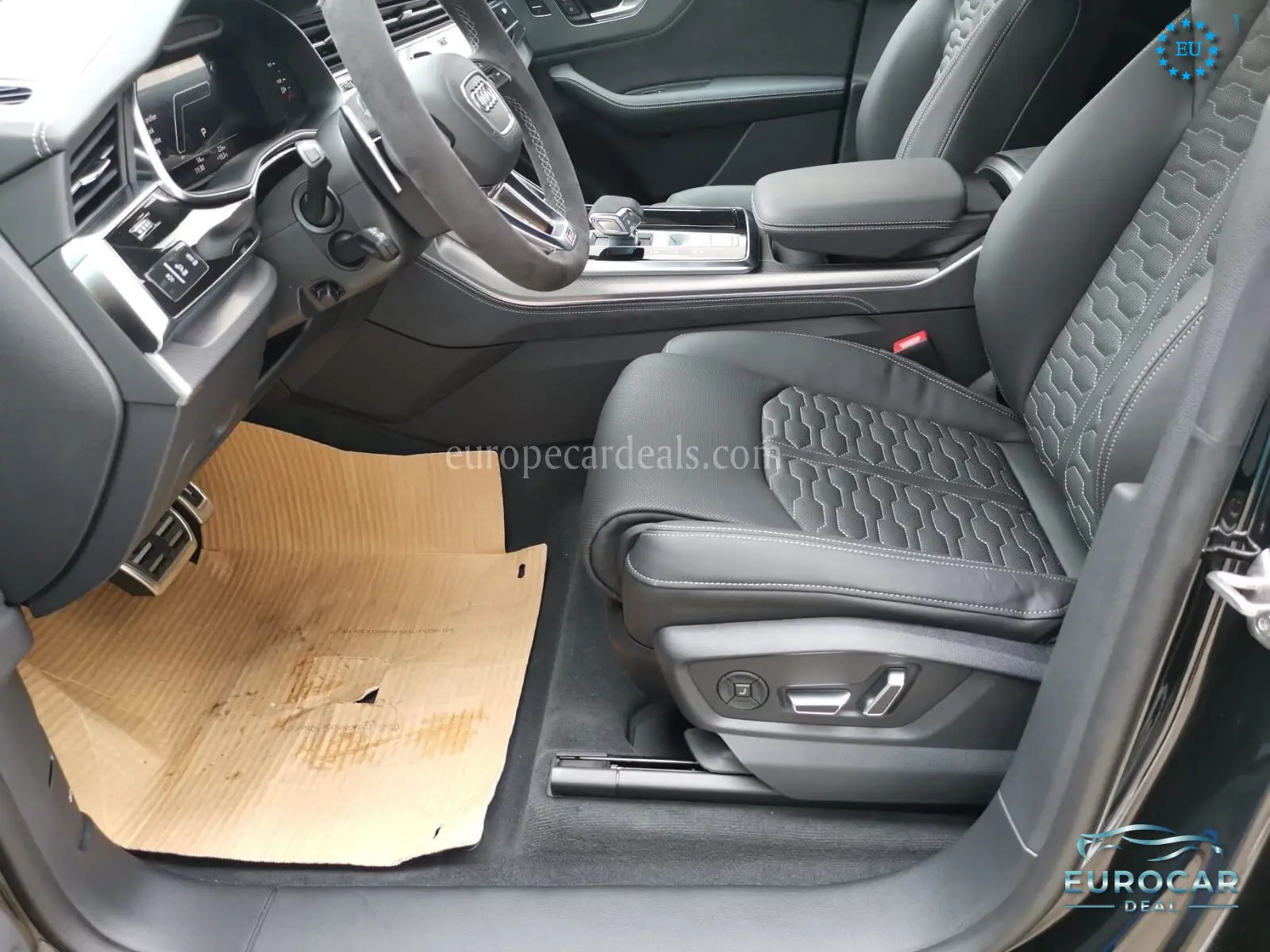 Audi RSQ8