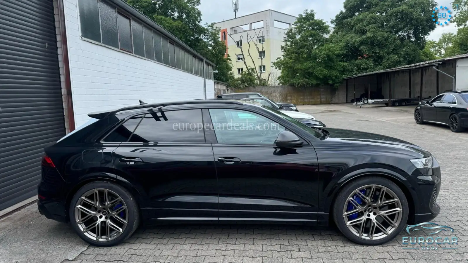 Audi RSQ8