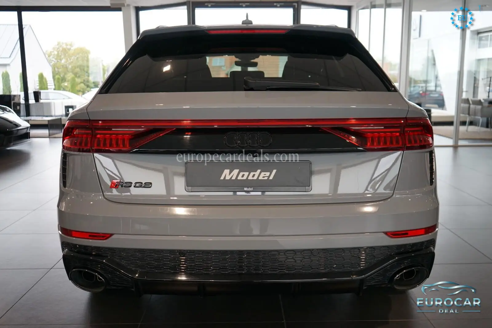 Audi RSQ8