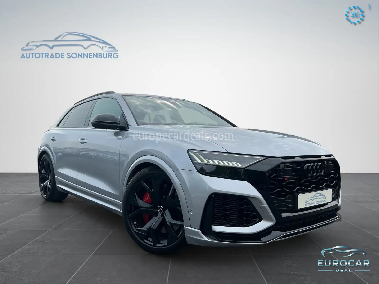 Audi RSQ8