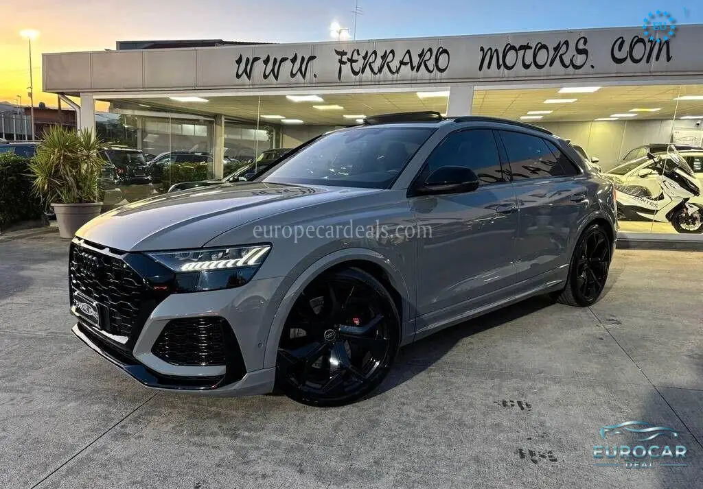 Audi Q8