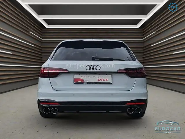 Audi S4